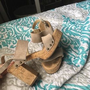 Adorable Jessica Simpson Heels